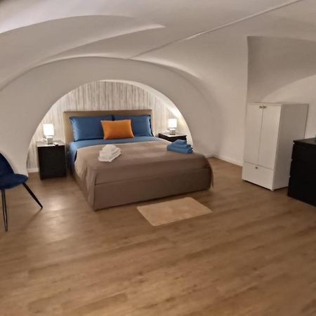 Maison Ventimiglia 83 Катания Екстериор снимка